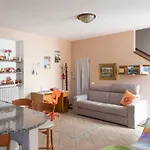 La Casa Di Cristina Арона